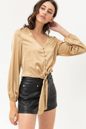 Jamie, Chagne top with buttoned and knotted silky - Dimesi Boutique