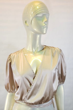 Lola, Cross front crop top
