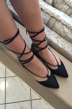 Mila, Pointed lace up Flats - Dimesi Boutique