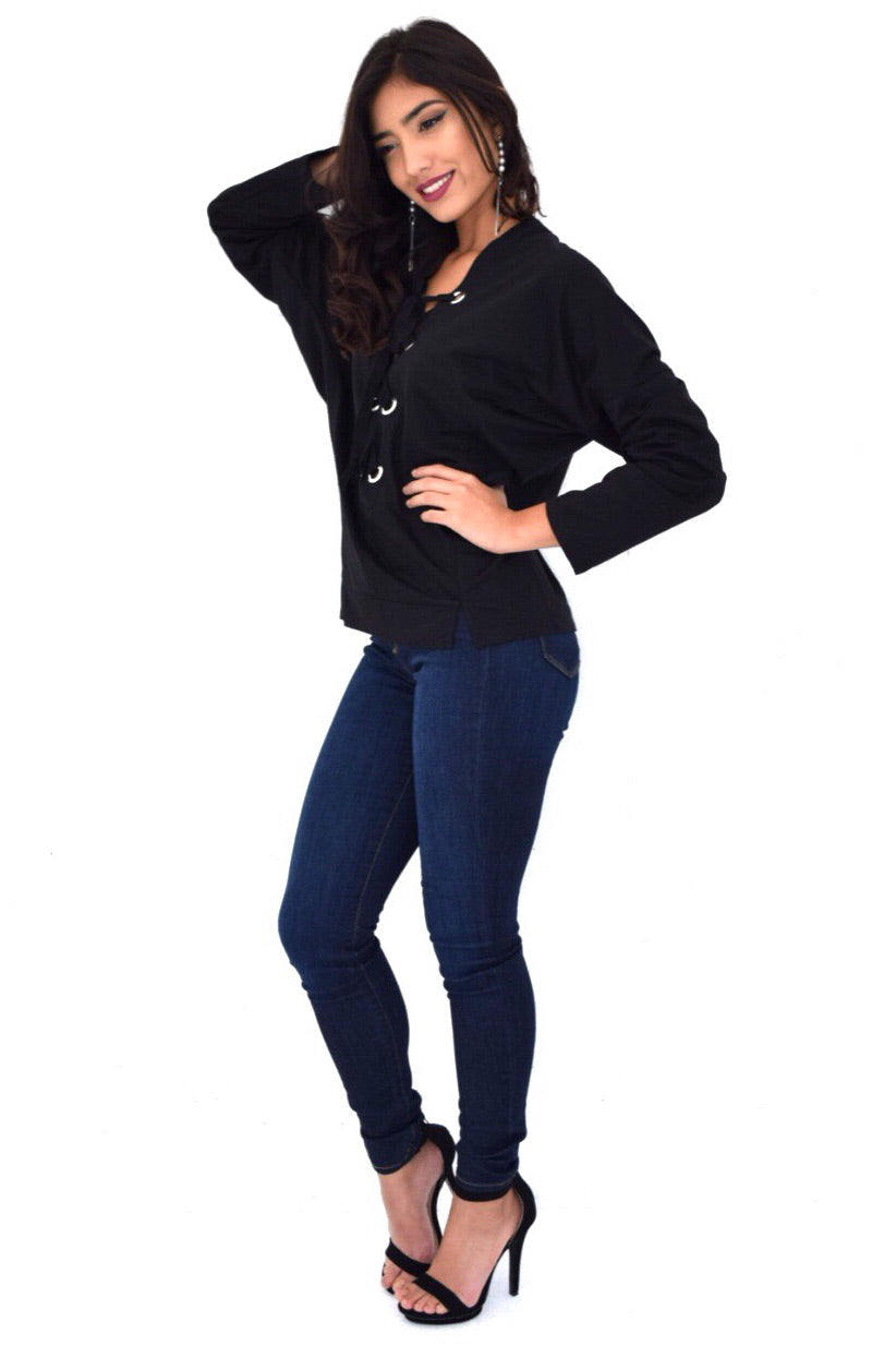 Melia, Black Sweatshirt - Dimesi Boutique