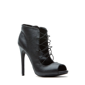 GLEE, Sexy strappy heels - Dimesi Boutique