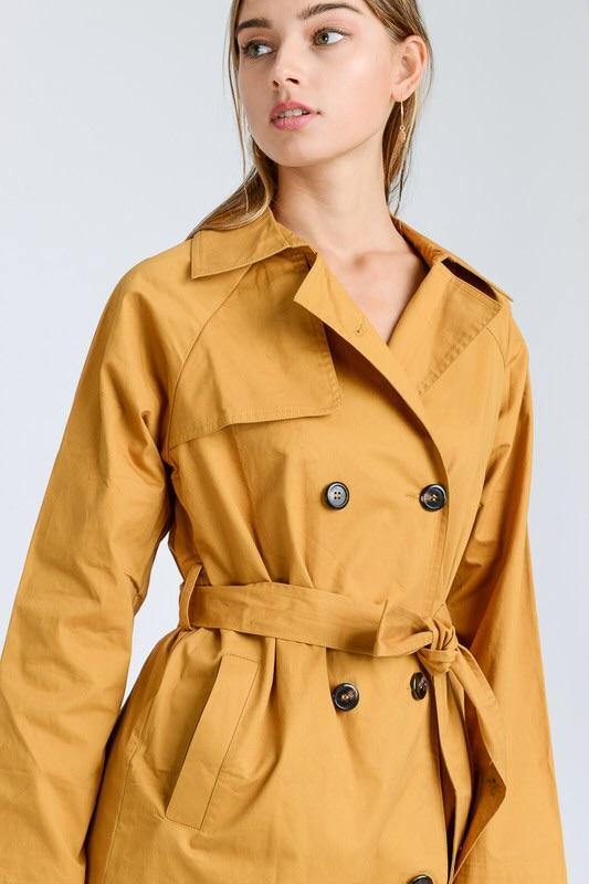 Ivana, Mustard buttoned jacket