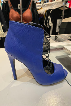 GLEE, Sexy strappy heels - Dimesi Boutique